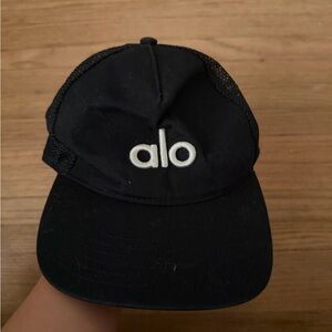 ALO Yoga Classic Black Mesh Hat